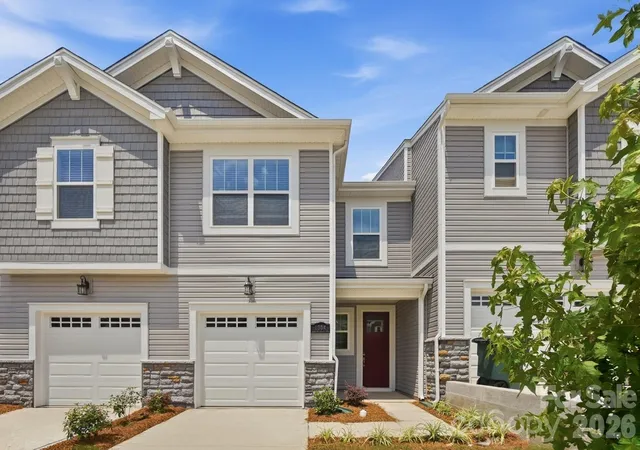 Townhouse for sale at 1304 Vibrant Rd, Charlotte, NC 28215 | MLS# 4389925
