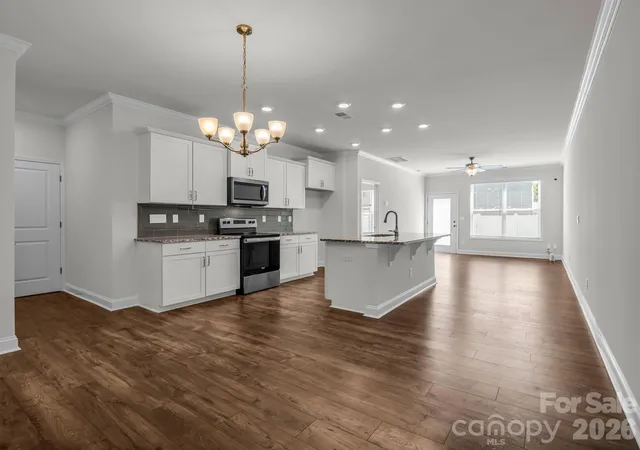 Photo 4 of Townhouse for sale at 205 Reynard Trl, Greenville, SC 29609 | MLS# 4390051 | Listing updated on 2026-09-29