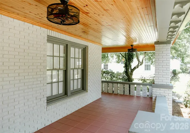 Photo 3 of Single family home for sale at 135 Beech St Nw, Concord, NC 28025 | MLS# 4390447 | Listing updated on 2026-09-11