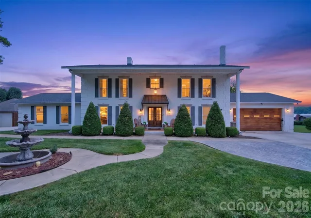 Photo 2 of Single family home for sale at 615 Kenway Loop, Mooresville, NC 28117 | MLS# 4390564 | Listing updated on 2026-10-10
