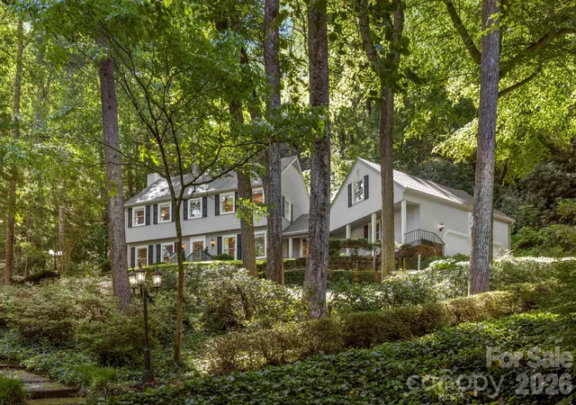Photo 2 of Single family home for sale at 212 Estate Dr, Hendersonville, NC 28739 | MLS# 4390907 | Listing updated on 2026-09-12