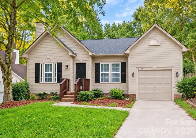 Photo 1 of Single family home for sale at 5322 Chinemist Ct, Charlotte, NC 28269 | MLS# 4391015 | Listing updated on 2026-09-15