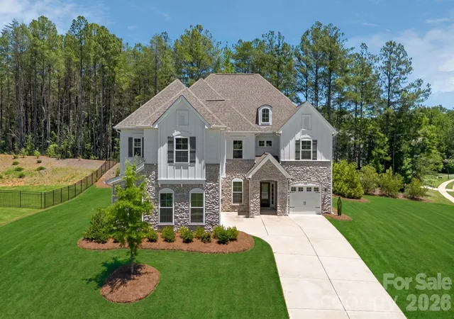 Photo 1 of Single family home for sale at 3138 Montreaux Valley Dr, Fort Mill, SC 29707 | MLS# 4391047 | Listing updated on 2026-09-30