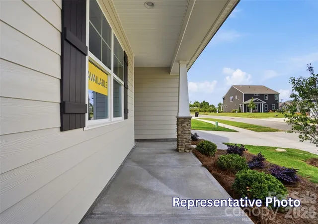 Photo 3 of Single family home for sale at 118 Swing Ln, Troutman, NC 28166 | MLS# 4391618 | Listing updated on 2026-10-02