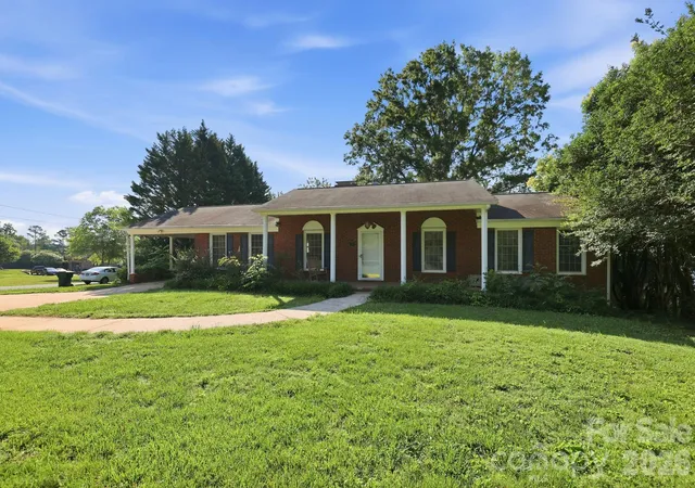Photo 1 of Single family home for sale at 310 Roy Eaker Rd, Cherryville, NC 28021 | MLS# 4391935 | Listing updated on 2026-09-11