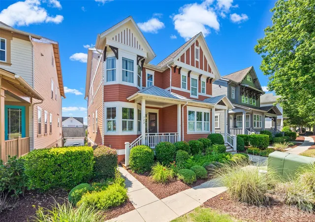 Photo 2 of Townhouse for sale at 722 Waterscape Ct, Rock Hill, SC 29730 | MLS# 4392226 | Listing updated on 2026-09-24