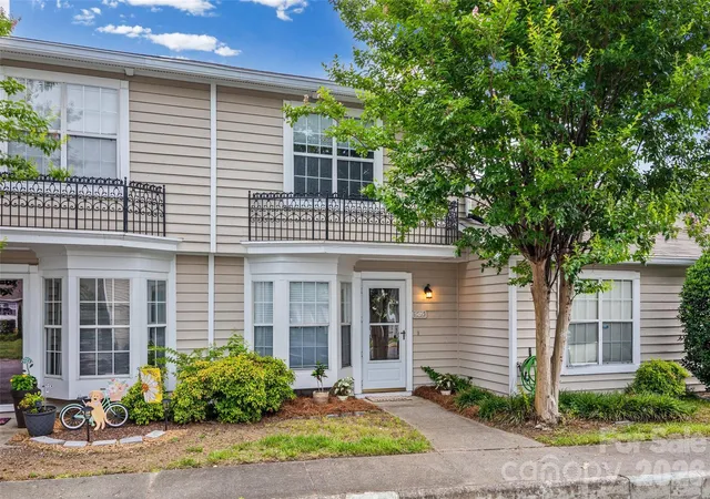 Photo 1 of Condo for sale at 505 Heritage Pkwy, Fort Mill, SC 29715 | MLS# 4392406 | Listing updated on 2026-09-23