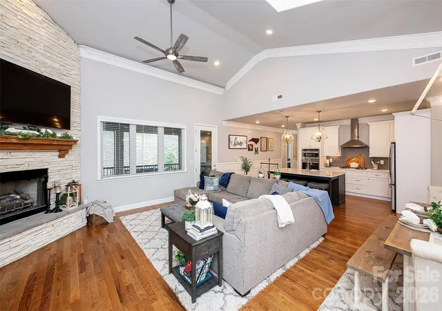 Photo 4 of Single family home for sale at 1414 Spring Ridge Ln, Denver, NC 28037 | MLS# 4392414 | Listing updated on 2026-09-14