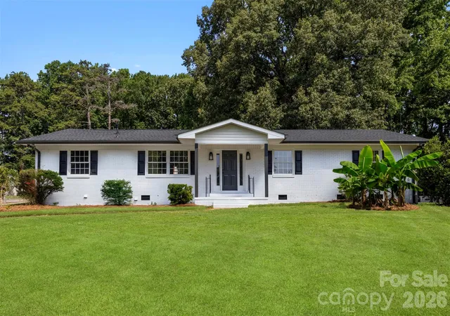 Single family home for sale at 5421 Maplewood Ln, Charlotte, NC 28227 | MLS# 4392667