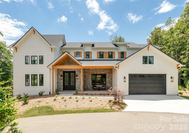 Photo 3 of Single family home for sale at 11 Magnolia View Trl, Asheville, NC 28804 | MLS# 4392960 | Listing updated on 2026-09-13