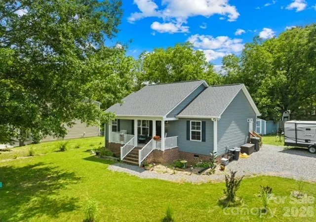 Photo 1 of Single family home for sale at 210 E 6th Street, Cherryville, NC 28021 | MLS# 4392964 | Listing updated on 2026-09-12