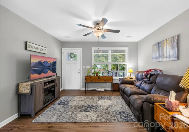Photo 4 of Single family home for sale at 210 E 6th Street, Cherryville, NC 28021 | MLS# 4392964 | Listing updated on 2026-09-12