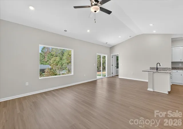 Photo 4 of Single family home for sale at 3616 Saddlebred Dr, Gastonia, NC 28052 | MLS# 4393080 | Listing updated on 2026-10-02