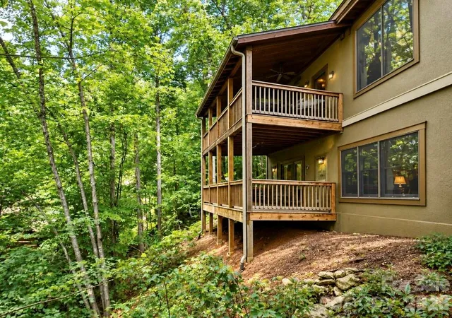 Photo 1 of Single family home for sale at 47 Falls Xing Rd, Burnsville, NC 28714 | MLS# 4393417 | Listing updated on 2026-10-02