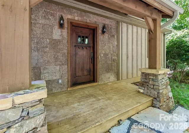 Photo 2 of Single family home for sale at 47 Falls Xing Rd, Burnsville, NC 28714 | MLS# 4393417 | Listing updated on 2026-10-02