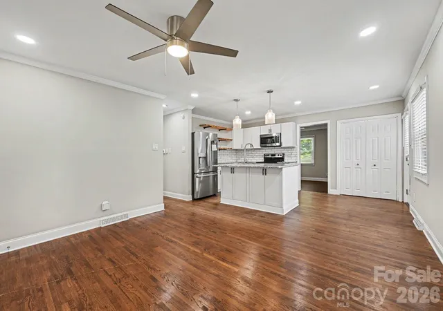 Photo 4 of Single family home for sale at 1126 Claremont Rd, Charlotte, NC 28214 | MLS# 4393516 | Listing updated on 2026-09-23