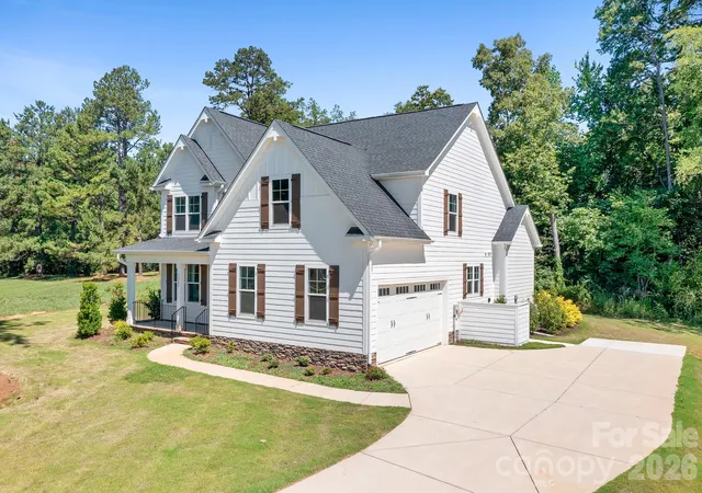 Photo 1 of Single family home for sale at 3222 Player Ct, Salisbury, NC 28144 | MLS# 4393739 | Listing updated on 2026-09-14