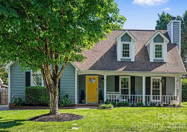 Photo 1 of Single family home for sale at 8521 Milton Morris Dr, Charlotte, NC 28227 | MLS# 4393903 | Listing updated on 2026-09-28