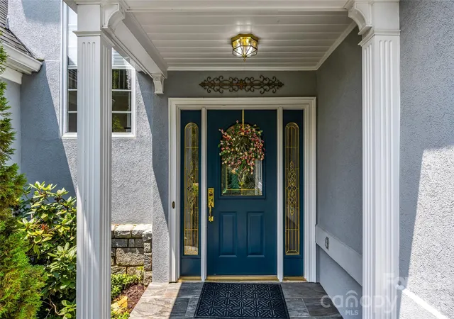 Photo 1 of Single family home for sale at 11 Tiverton Ln, Asheville, NC 28803 | MLS# 4393987 | Listing updated on 2026-10-08