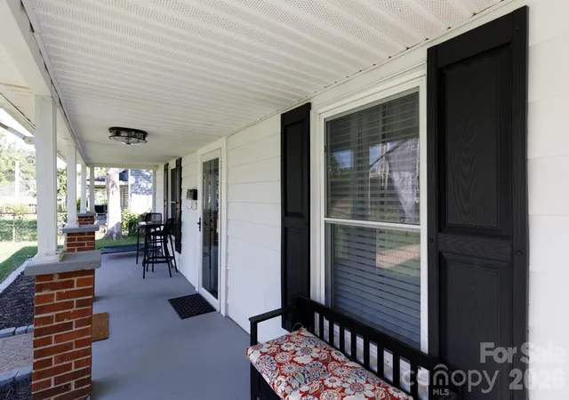 Photo 2 of Single family home for sale at 829 Steele St, Rock Hill, SC 29730 | MLS# 4394166 | Listing updated on 2026-09-14