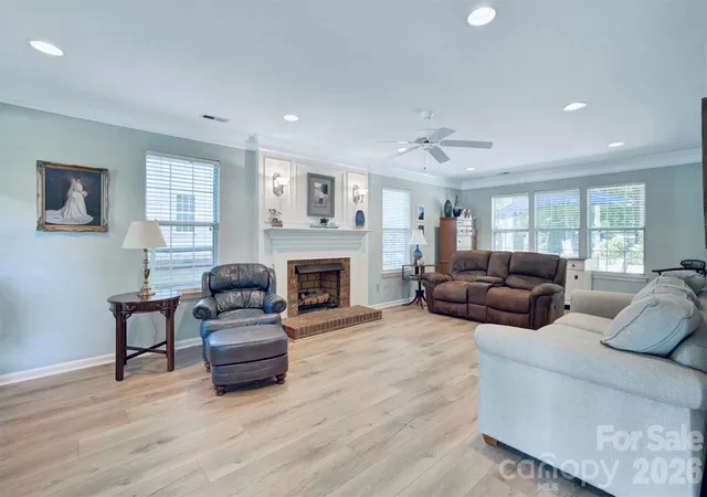 Photo 3 of Single family home for sale at 2908 Pinewood Hl Dr, Matthews, NC 28105 | MLS# 4394283 | Listing updated on 2026-09-25