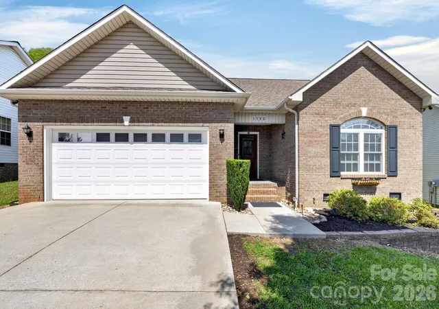 Photo 1 of Single family home for sale at 1590 Mayfair Dr, Conover, NC 28613 | MLS# 4394287 | Listing updated on 2026-09-15