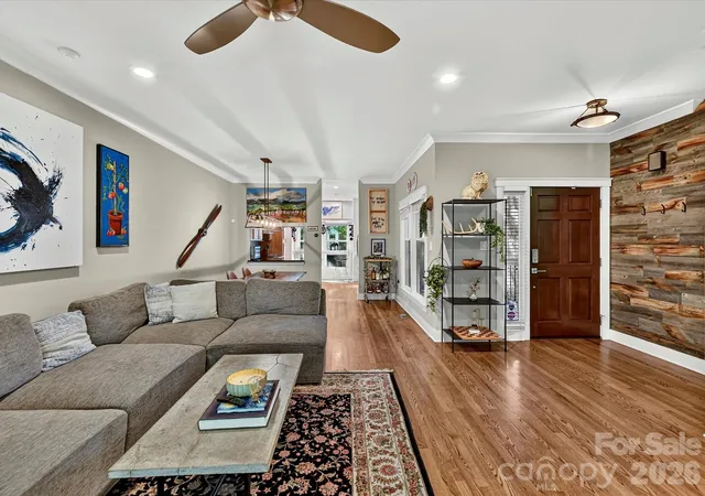 Townhouse for sale at 232 S Clarkson St, Charlotte, NC 28202 | MLS# 4394302