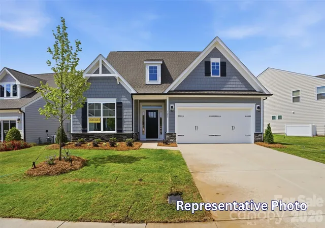 Photo 1 of Single family home for sale at 6016 New River Dr, Huntersville, NC 28078 | MLS# 4394334 | Listing updated on 2026-10-02