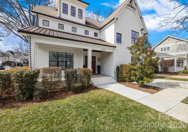 Photo 2 of Mansion for sale at 2336 Springdale Ave, Charlotte, NC 28203 | MLS# 4394975 | Listing updated on 2026-09-28