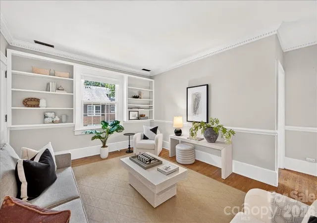 Photo 3 of Condo for sale at 524 Hawthorne Ln #9, Charlotte, NC 28204 | MLS# 4395091 | Listing updated on 2026-09-23