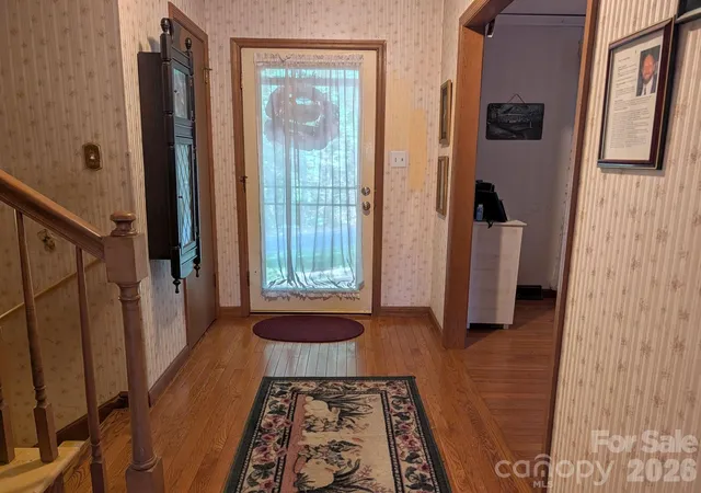 Photo 3 of Single family home for sale at 215 Swamp Fox Dr, Fort Mill, SC 29715 | MLS# 4395586 | Listing updated on 2026-10-13
