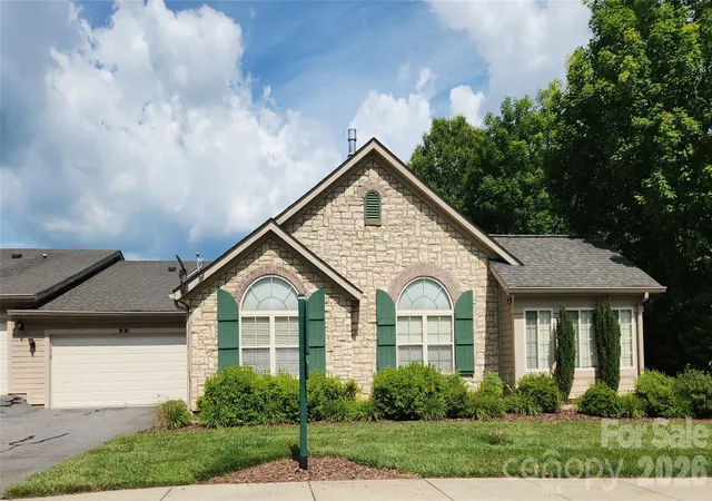 Photo 1 of Townhouse for sale at 1 Mountain Meadow Cir, Weaverville, NC 28787 | MLS# 4395637 | Listing updated on 2026-09-10
