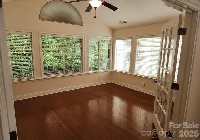 Photo 4 of Townhouse for sale at 1 Mountain Meadow Cir, Weaverville, NC 28787 | MLS# 4395637 | Listing updated on 2026-09-10