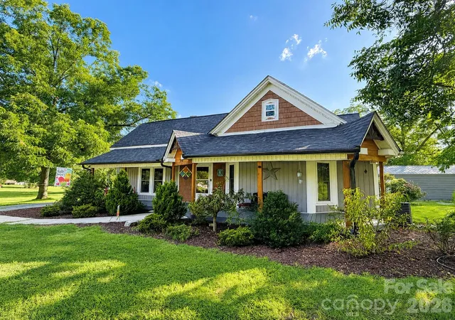 Photo 1 of Single family home for sale at 370 Buck Dr, Salisbury, NC 28146 | MLS# 4395809 | Listing updated on 2026-09-16