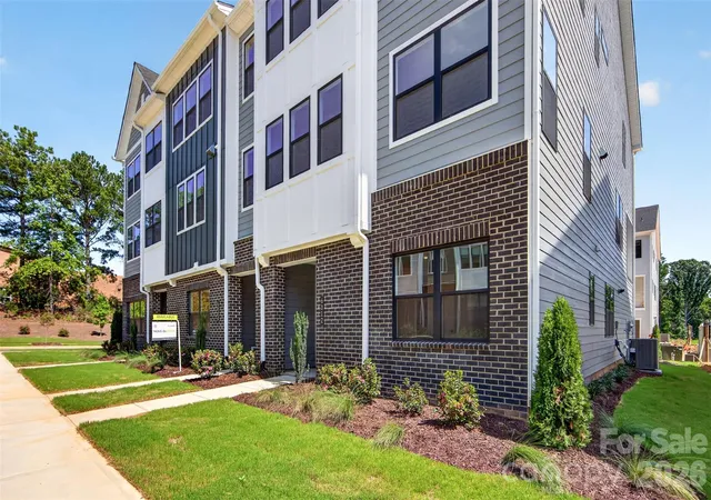 Photo 1 of Townhouse for sale at 6012 Yellow Buckeye Dr, Charlotte, NC 28277 | MLS# 4396146 | Listing updated on 2026-10-07