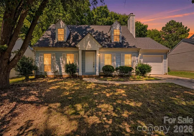 Photo 3 of Single family home for sale at 8345 Houndstooth Dr, Charlotte, NC 28227 | MLS# 4396251 | Listing updated on 2026-09-30