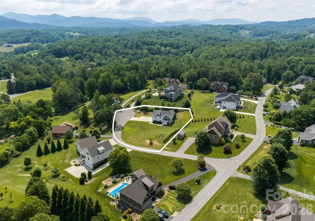 Photo 2 of Single family home for sale at 11 Ibbie Roberts Rd, Alexander, NC 28701 | MLS# 4396356 | Listing updated on 2026-09-12