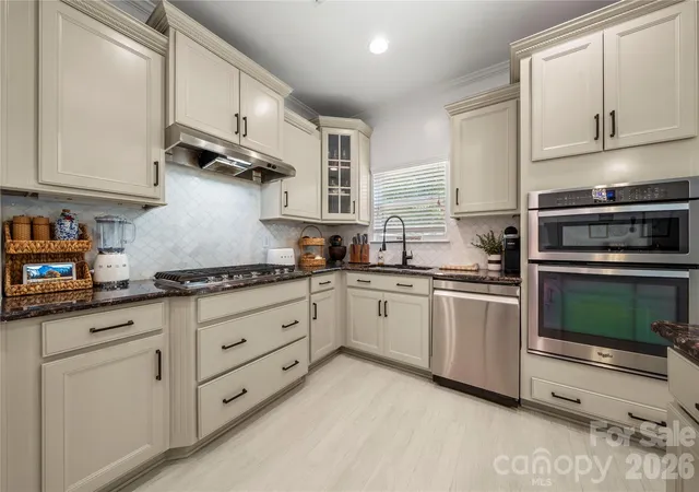 Photo 1 of Single family home for sale at 724 Balboa Ct, Fort Mill, SC 29715 | MLS# 4396406 | Listing updated on 2026-09-11