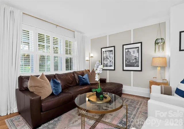 Listing Photo 5 - Condo for sale in building located at 219 Wakefield Dr, Charlotte, NC 28209