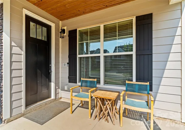 Photo 2 of Single family home for sale at 116 Summerhill Dr, Mooresville, NC 28115 | MLS# 4397596 | Listing updated on 2026-09-15