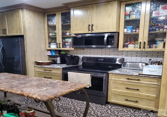 Photo 4 of Single family home for sale at 3486 Mason Spring Dr #10, Lincolnton, NC 28092 | MLS# 4397793 | Listing updated on 2026-09-12