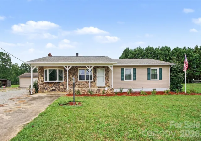 Photo 3 of Single family home for sale at 155 Park Villa Rd, Salisbury, NC 28146 | MLS# 4397860 | Listing updated on 2026-10-02