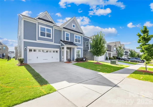 Photo 2 of Single family home for sale at 1671 Spears Dr Nw, Concord, NC 28027 | MLS# 4397888 | Listing updated on 2026-09-09