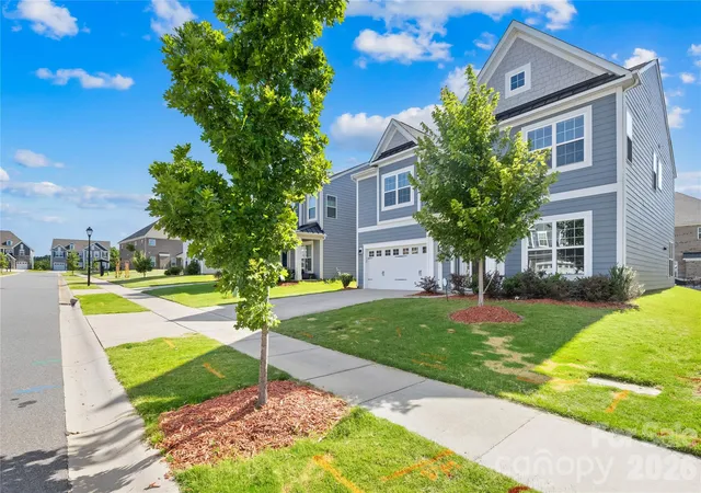 Photo 3 of Single family home for sale at 1671 Spears Dr Nw, Concord, NC 28027 | MLS# 4397888 | Listing updated on 2026-09-09