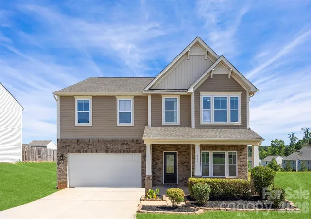 Photo 1 of Single family home for sale at 111 Trick Ski Ln, Statesville, NC 28677 | MLS# 4398095 | Listing updated on 2026-09-15