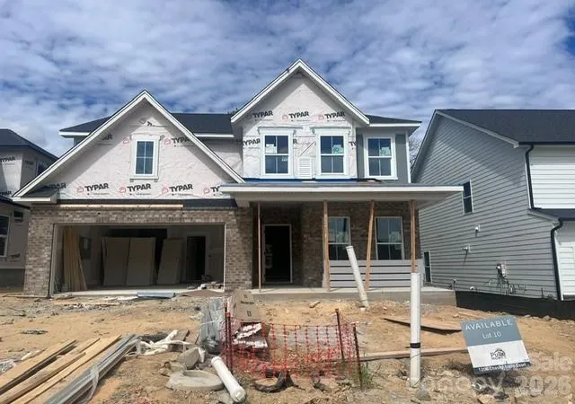 Photo 2 of Single family home for sale at 1206 Chasity Trails Ct, Matthews, NC 28104 | MLS# 4398465 | Listing updated on 2026-10-04