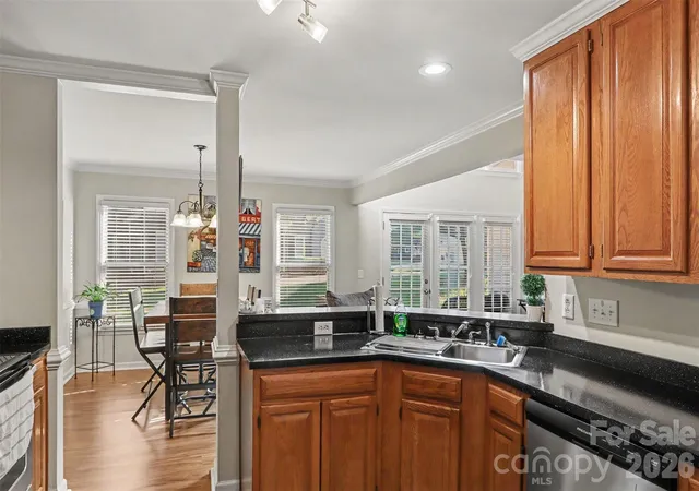 Photo 4 of Townhouse for sale at 8606 Fox Chase Ln, Charlotte, NC 28269 | MLS# 4398619 | Listing updated on 2026-10-24