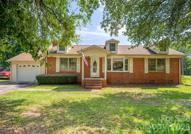 Single family home for sale at 218 S Plantation Rd, Lancaster, SC 29720 | MLS# 4398632