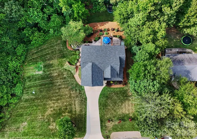 Photo 2 of Single family home for sale at 155 Wood Acre Dr, Mooresville, NC 28115 | MLS# 4398730 | Listing updated on 2026-09-24