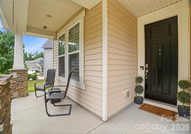 Photo 3 of Single family home for sale at 620 Ardent Trl, Belmont, NC 28012 | MLS# 4398745 | Listing updated on 2026-09-15